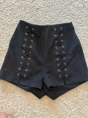 SHEIN Black High-Waist Lace-Up Women’s Shorts